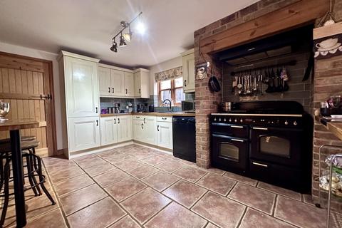 4 bedroom detached house for sale, Carrow Cottage, Alexandra Road, Littleport, Ely, Cambridgeshire