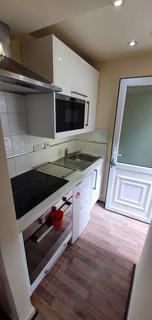 Studio to rent, Ashmore Road, London W9