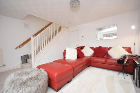 3 bedroom end of terrace house for sale, 19 Clos Mancheldowne, Barry, CF62 5AB