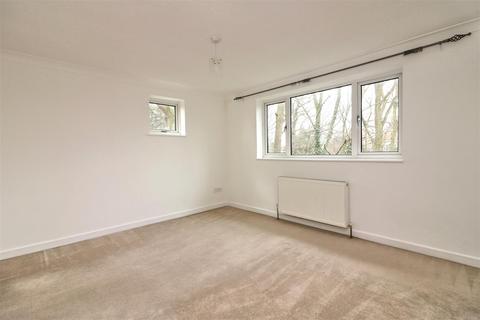 49 Haygarth, Knebworth, SG3 6HF