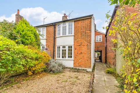 3 bedroom semi-detached house for sale, High Street, Codicote Herts, SG4