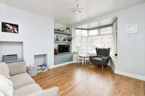 3 bedroom terraced house for sale, Newfields, Welwyn Garden City, Herts, AL8