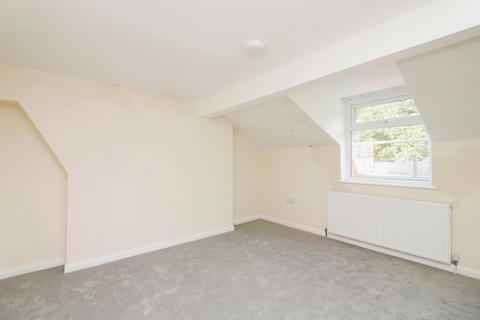 1 bedroom flat for sale, Prospect Road, St Albans, Herts, AL1