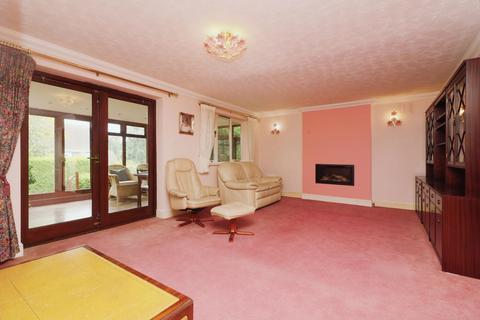 3 bedroom detached house for sale, Whetstone Court, Whetstone Close, Welwyn, Herts, AL6