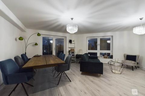 undefined, Redgrave Drive, Milton Keynes MK4