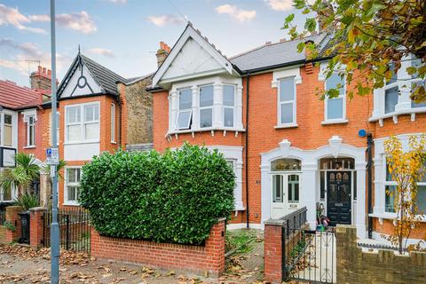 4 bedroom semi-detached house for sale, St Margarets Road, Wanstead