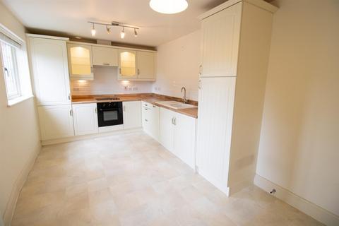 2 bedroom terraced house to rent, Dame Mary Walk, Halstead