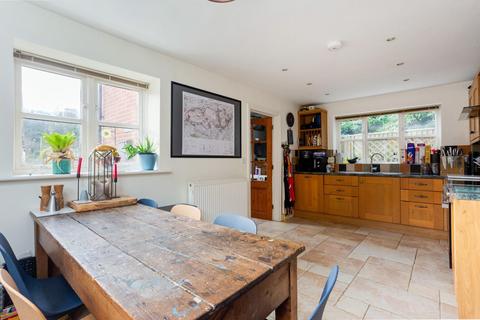 undefined, Salisbury Road, Shrewton, Salisbury
