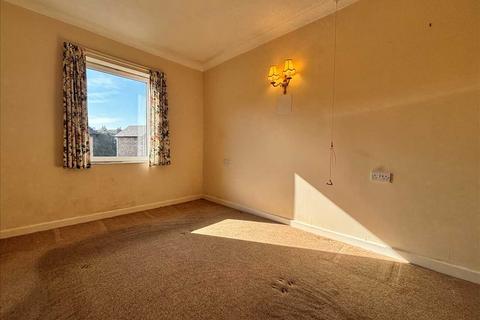 1 bedroom apartment for sale, Homecrest House, Grosvenor Crescent, Scarborough