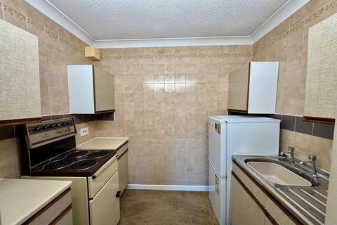 1 bedroom flat for sale, Homecrest House, Grosvenor Road, Scarborough