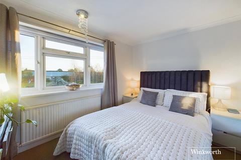 4 bedroom end of terrace house for sale, Virginia Way, Reading, Berkshire, RG30