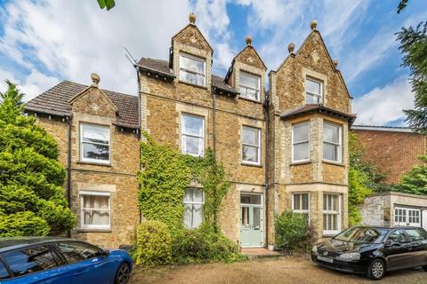 3 bedroom apartment to rent, 3 Albury Road, Guildford GU1