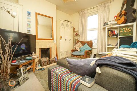 3 bedroom terraced house for sale, Manor Road, Hastings