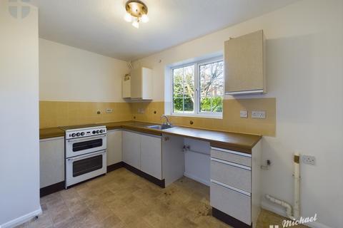 2 bedroom terraced house to rent, Webster Road, Aylesbury