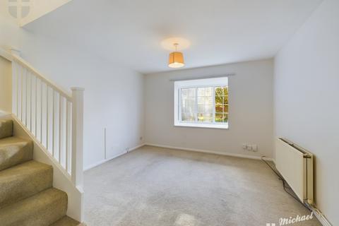 2 bedroom terraced house to rent, Webster Road, Aylesbury