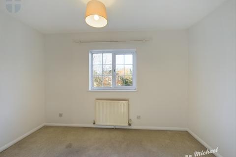 2 bedroom terraced house to rent, Webster Road, Aylesbury