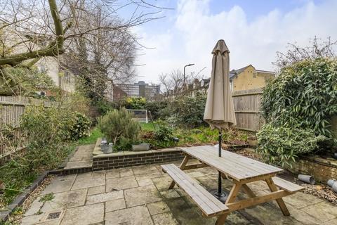 4 bedroom detached house to rent, Maple Road London SE20