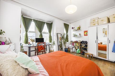 83 Glyn Road, London, E5 0JA