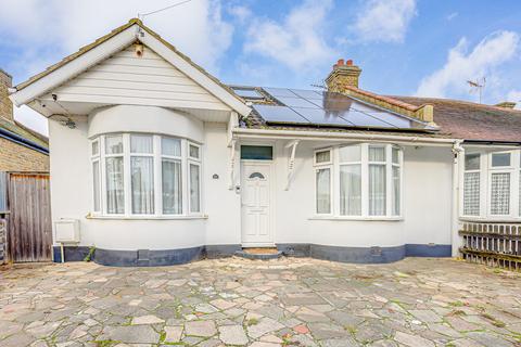 4 bedroom semi-detached house for sale, Rylands Road, Southend-on-sea, SS2