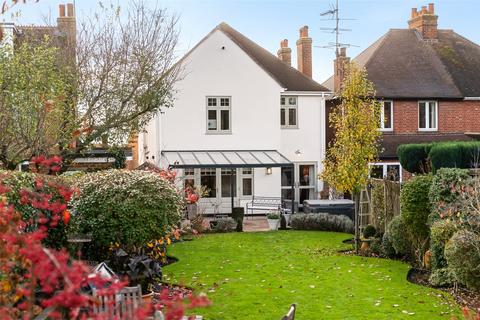 4 bedroom detached house for sale, Gipsy Lane, Berkshire RG40