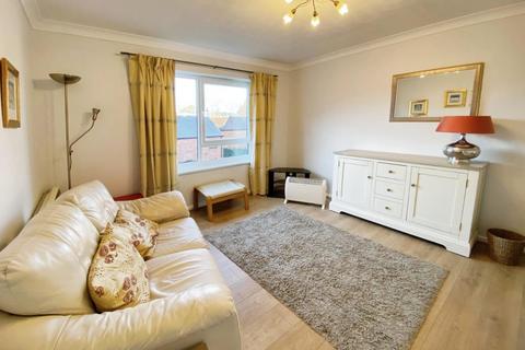 2 bedroom flat to rent, Monkgate Cloisters, York