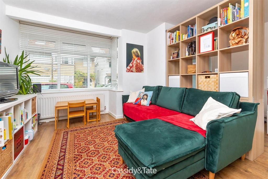 25 Wynchlands Crescent 01.jpg