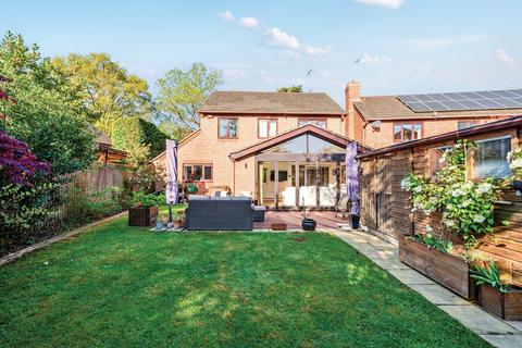 6 Booth Drive, Finchampstead, Wokingham, RG40 4HL
