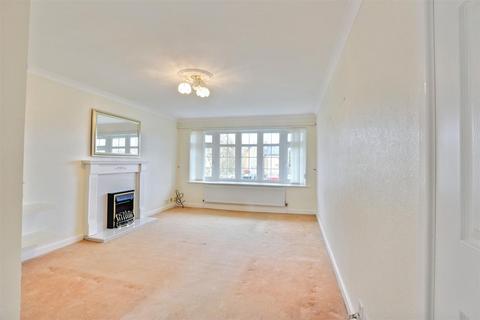 4, Lingfield Court Wollaton Vale, Nottingham, NG8 2GS