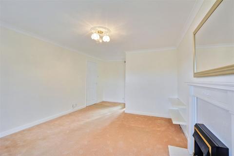 4, Lingfield Court Wollaton Vale, Nottingham, NG8 2GS