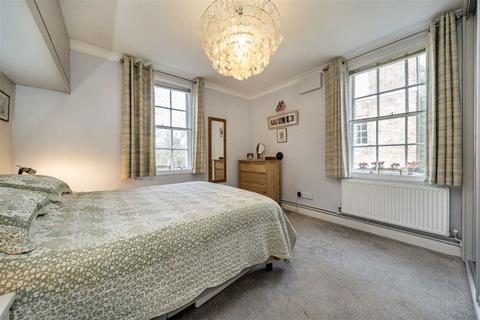 11 Point Close, Greenwich, London, SE10 8QS