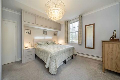 11 Point Close, Greenwich, London, SE10 8QS