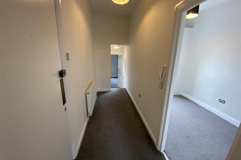 2 bedroom flat to rent, Burton Road, Didsbury, Manchester