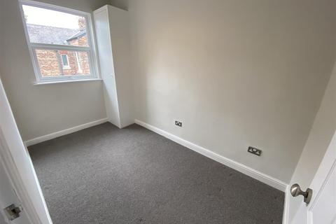 2 bedroom flat to rent, Burton Road, Didsbury, Manchester