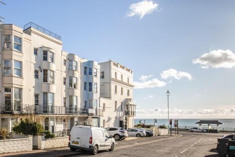 1 bedroom flat for sale, Lower Rock Gardens, Brighton