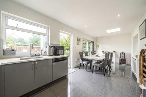 6 bedroom semi-detached house for sale, Waverley Avenue, Whitton TW2