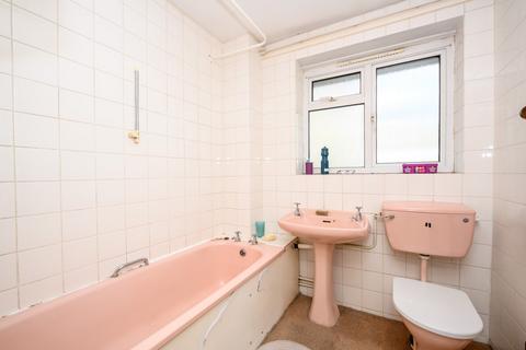 3 bedroom end of terrace house for sale, Fleetside, West Molesey, KT8