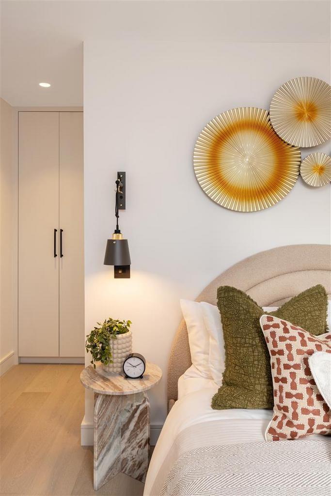 98 A Draycott Avenue Hi-16.jpg