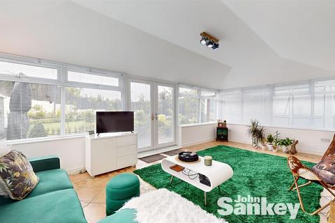 200 Eakring Road, Mansfield, NG18 3EZ