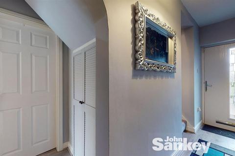 200 Eakring Road, Mansfield, NG18 3EZ