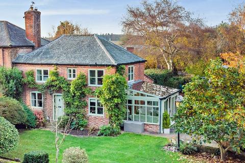 3 bedroom end of terrace house for sale, Boreatton, Baschurch, Shrewsbury, Shropshire