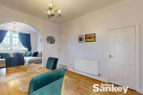 56 Eakring Road, Mansfield, NG18 3AH