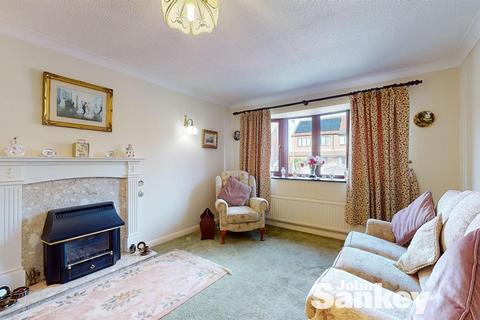 12 Waterdown Close, Mansfield Woodhouse, Mansfield, NG19 8JD