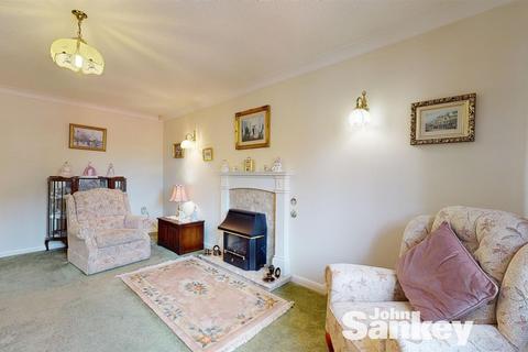 12 Waterdown Close, Mansfield Woodhouse, Mansfield, NG19 8JD