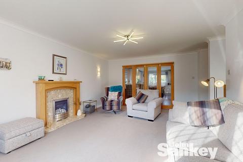 2 Eden Low, Mansfield Woodhouse, Mansfield, NG19 9RA