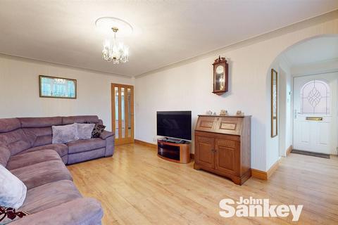 2 bedroom detached bungalow for sale, Garwick Close, Forest Town, NG19