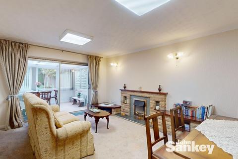 2 bedroom detached bungalow for sale, Curzon Close, Rainworth, NG21