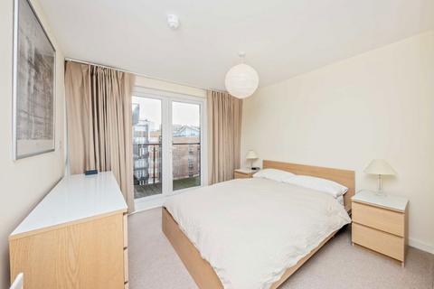 2 bedroom flat to rent, Skerne Road, Kingston Upon Thames KT2