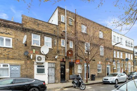 3 bedroom flat for sale, Glading Terrace, London, N16