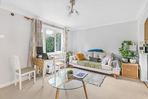 1 bedroom flat for sale, Batchwood Court, St Albans, AL3