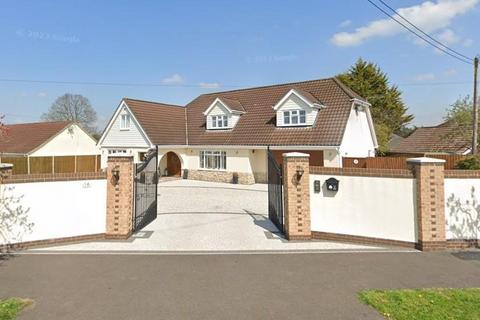 5 bedroom detached house for sale, Oaks Drive, St Leonards, BH24 2QT